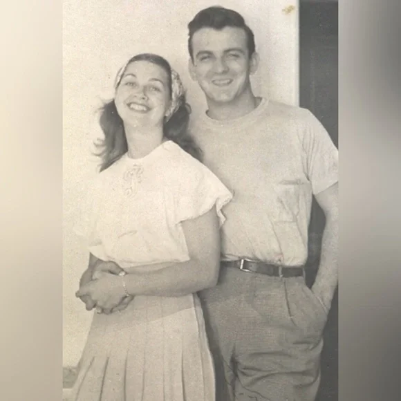 Unlisted Live Show Items - Picture 2 of 2